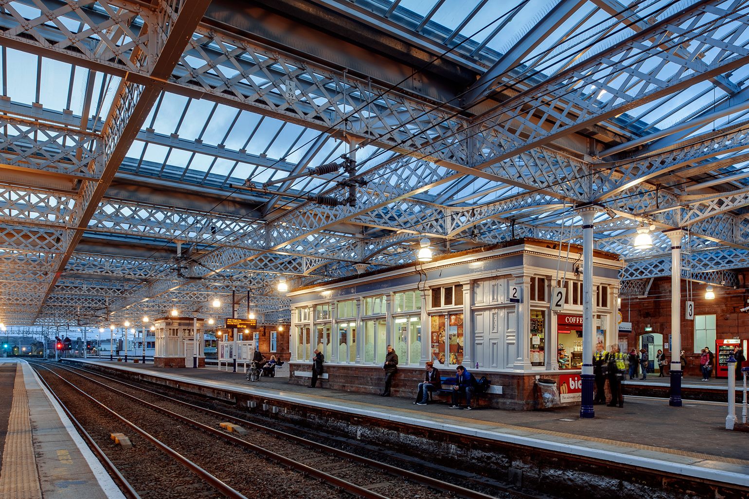 10 fun facts you didn’t know about Paisley Paisley.is