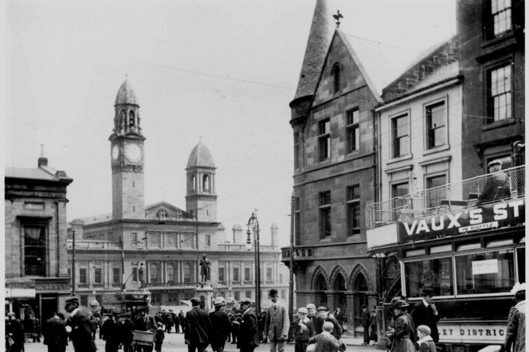 Paisley Cross, 1905