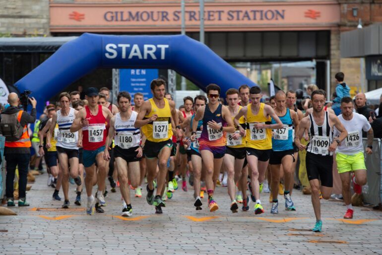 Runners start Paisley 10k Road Race 2022 in County Square