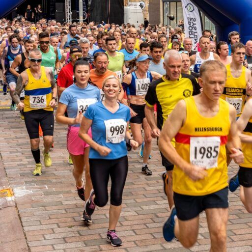 Runners in County Square at Paisley 10k Road Race 2023
