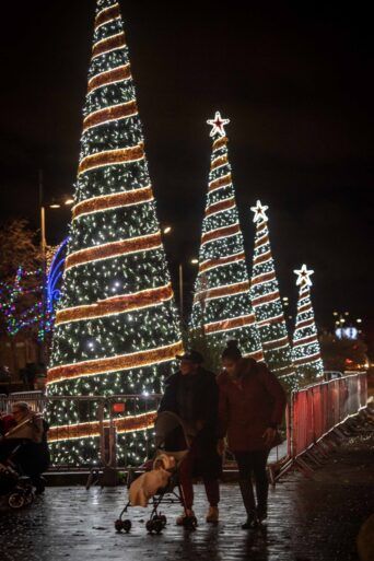 Renfrew Christmas Lights